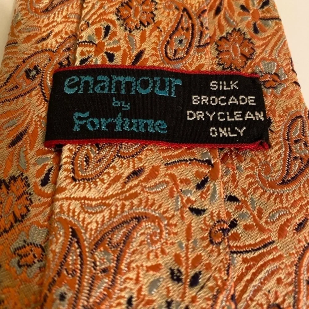 ENAMOUR BT FORTUNE VINTAGE SILK BROCADE TIE‎